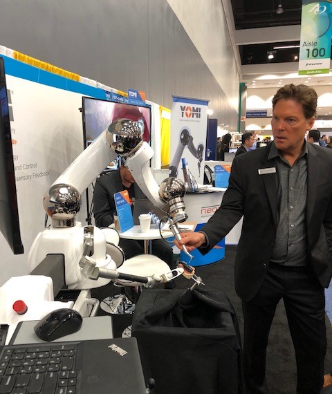 AO(Academy of Osseointegration)annual meeting in Los Angeles ②